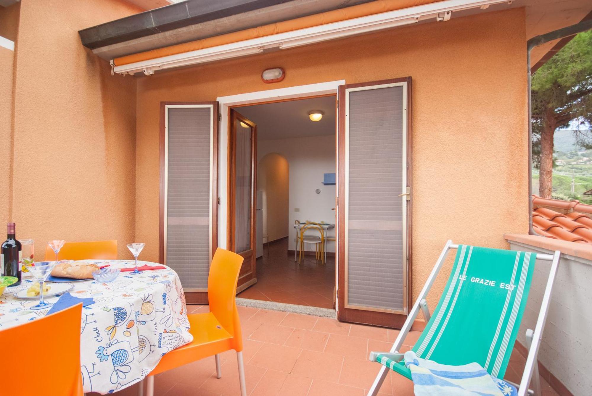 Le Grazie Est Aparthotel