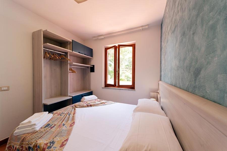 Le Grazie Est Aparthotel